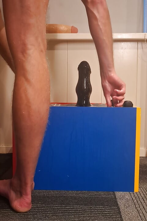 Hot Twink Riding Bi Dildo Deep Anal Stretch