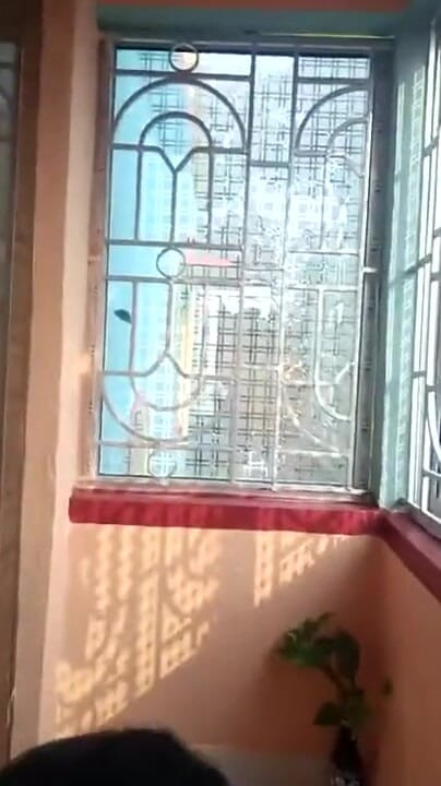 زوجة هندية متزوجة تظهر كسها مع صديقها | مقطع 3