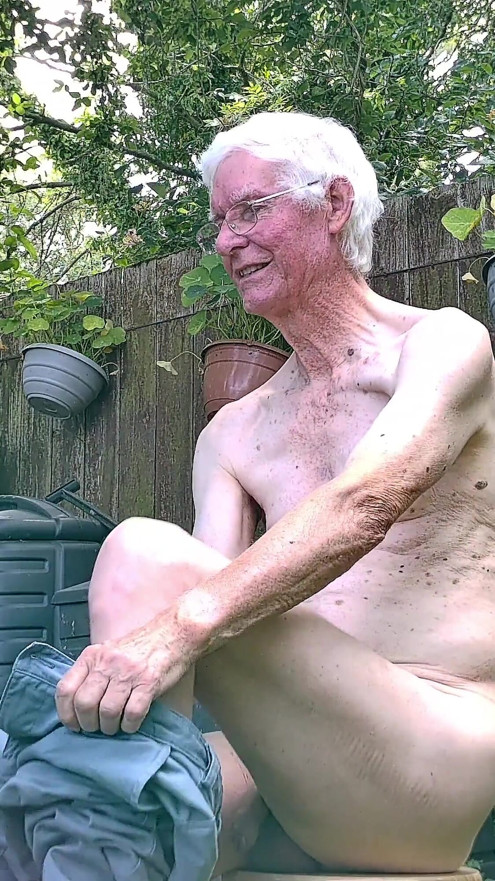 Live Outdoor Strip,dildo and Sounding Show with Cum