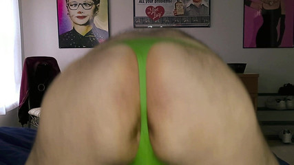 Green thong twerking:)