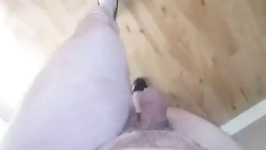 Pump porn video – Walking naked on pumps