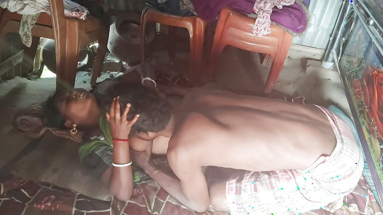 Indian pados ki bhabhi ki desi style mein gand Mari