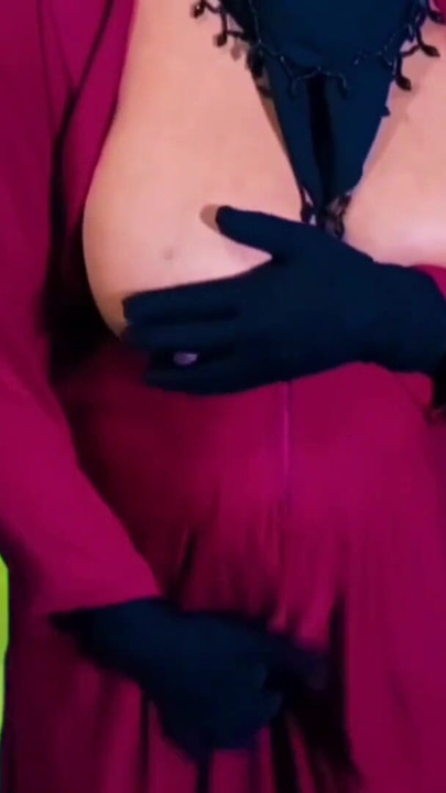 Indian beautiful hijabi Muslim couple thirsty for sex | Clip 1