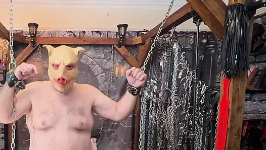 Part 2:- Satana's piggy is back in town for some play time with Domina Satana!