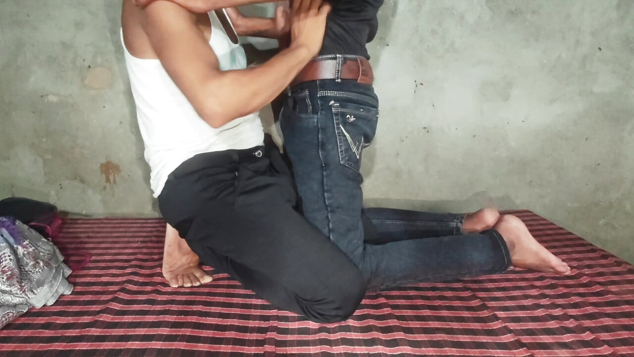 Chhoti Gand Mein Bada land se gand ki chudai Ki dost ne hot boy