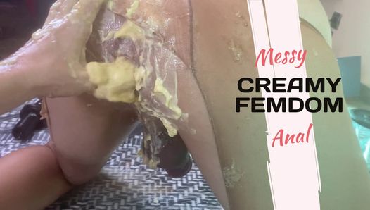 Extremo anal dominação feminina com manteiga, creme e bananas