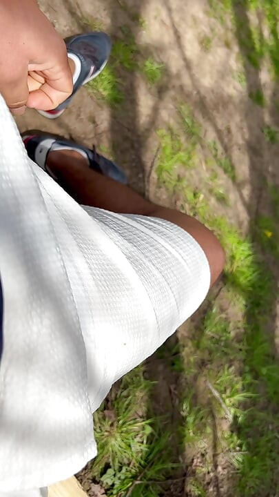 Looking around in the park, found that hungry married man looking for dick.
