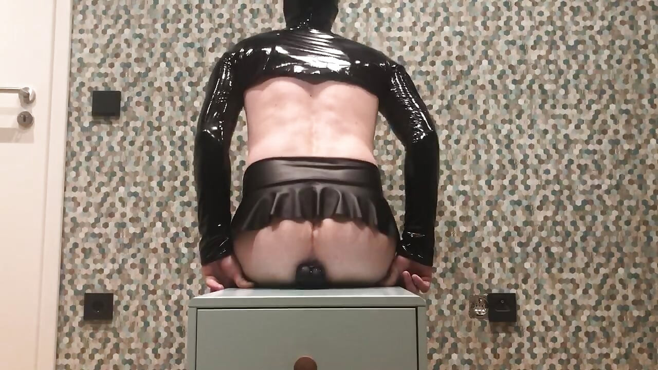 Boyslut use dildo for the Sissy university