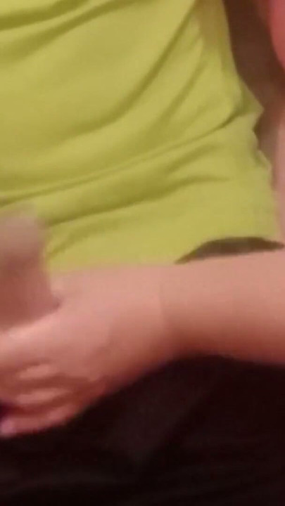 a woman jerks off my cock – close-up | Clip 1