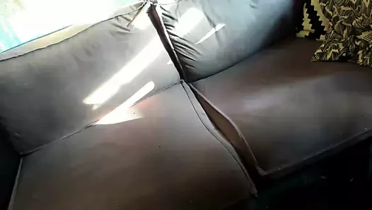 धूप में खेलना