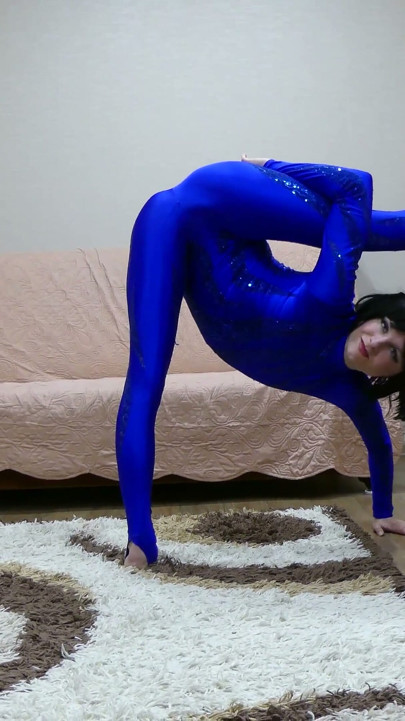 Flexible dream in blue