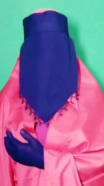 Awek India Muslim di Burkha menikmati malam seks romantik | Klip 1