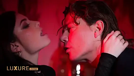 Malam fetish clara mia