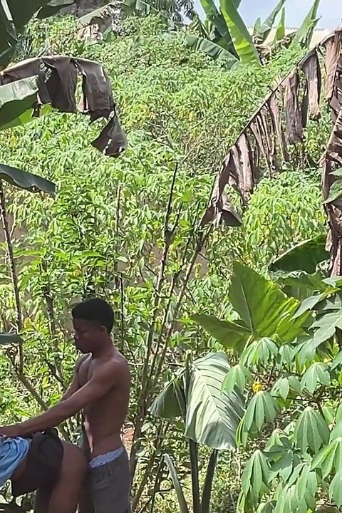 Be Quick so No One Will Catch Us (behind the Scenes)