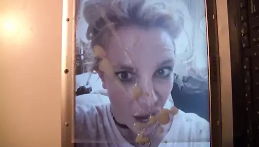 Britney Spears boşalma anısına 64