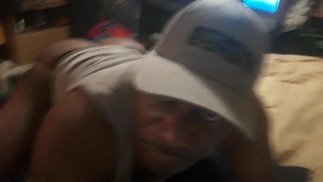 I like 2 play around 2