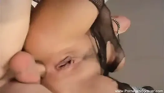 Atemberaubende milfs doppelt in hardcore-orgie penetriert