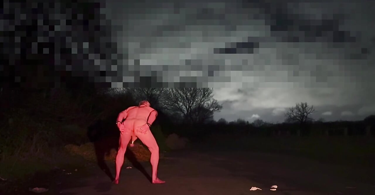 2 pee clips , 1 naked and 1 strip naked