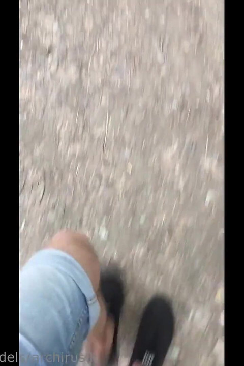 Wow, a Straight Guy Got Into a Guy's Pants and Saw His Huge Cock It Was Filled with Cum, and Offered to Pour Out the Cum