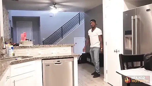 Rome Major Fucks a Hotwife at Home!!