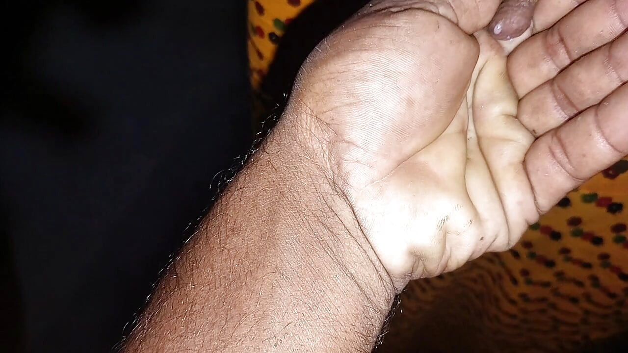 Como meu meio-irmão não estava em casa, eu fodi minha cunhada muçulmana