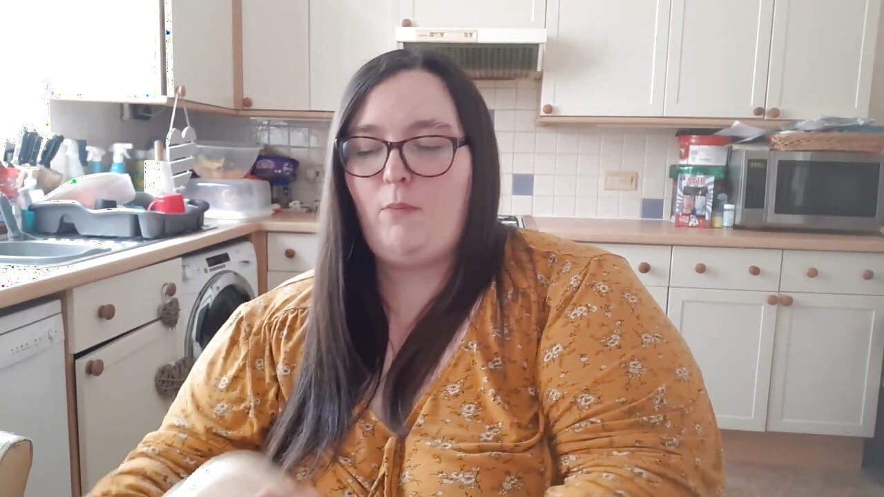 Ssbbw Vs 고질라 버거 먹기