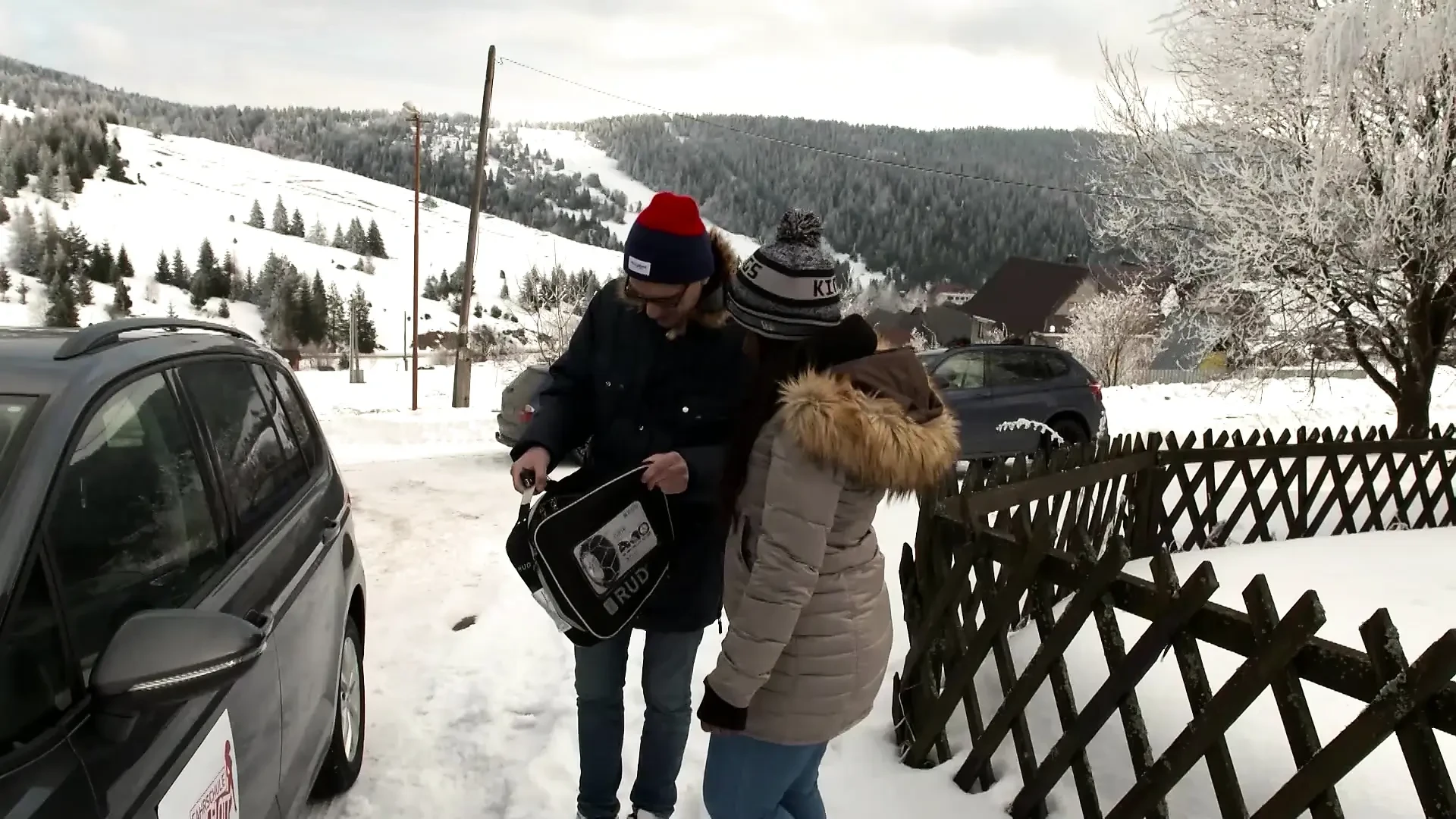 Jacky Lawless,violette Price - cumshot,babe