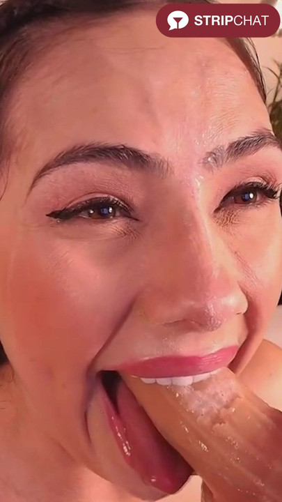 Hot Brunette Gives Messy Deepthroat and Gagging Blowjob - Mia_gag_