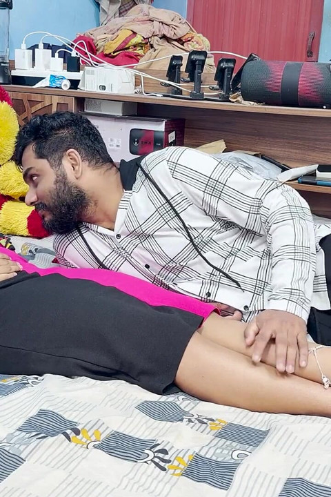 Malayali Boss Girl Feet Massage by Boy Staff