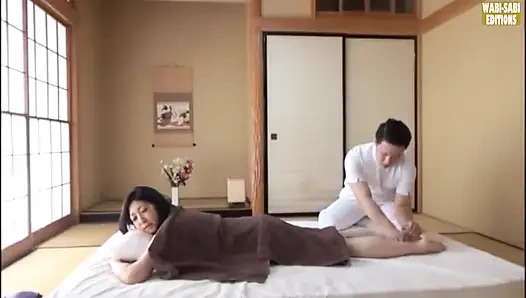 Скрытое расследование по слухам, только массажный салон со зрелой с горячими результатами - часть.2