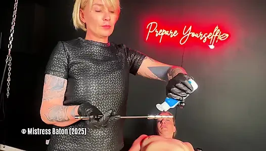 Размер клитора имеет значение, часть 2: уретральное введение в уретру