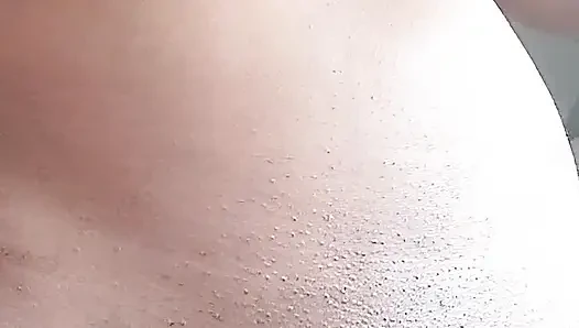 Hot girl masturbating