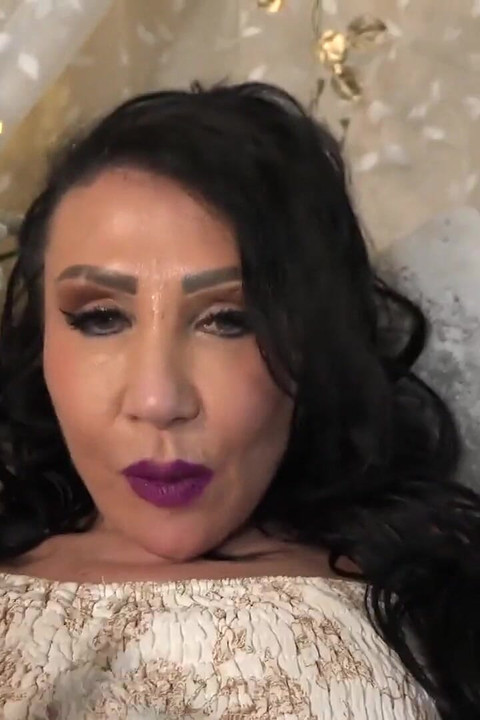 AuntJudysXXX - Nicole Dupapillon, ta belle-mère mature à forte poitrine te laisse la baiser (POV)