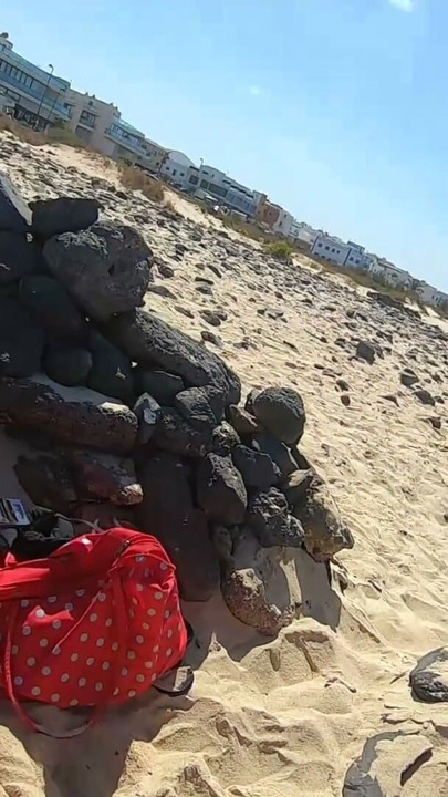 ALMAN ZAYIF SARISIN FUERTEVENTURA'DA SIKILIYOR | Klip 3