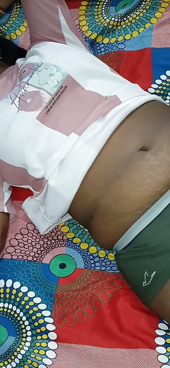 Rajani fode minha buceta e lambe meus sucos, minha esposa é a Sarparj