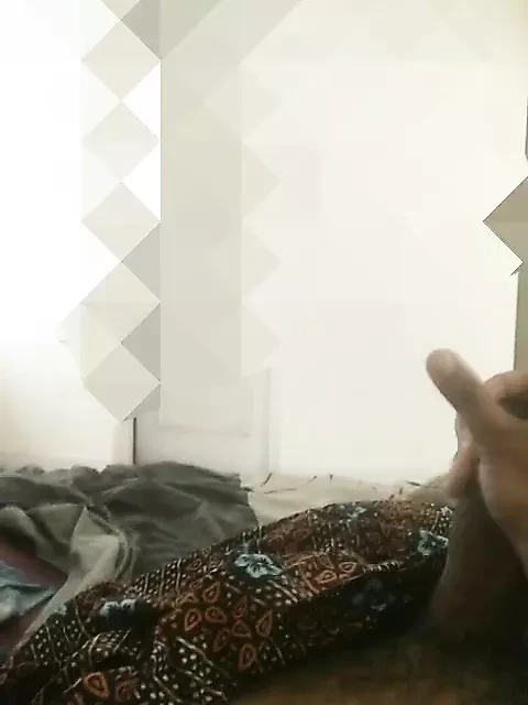 aunty hidden handjob