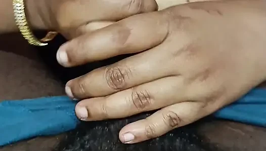 Mallu wife showing big boobs