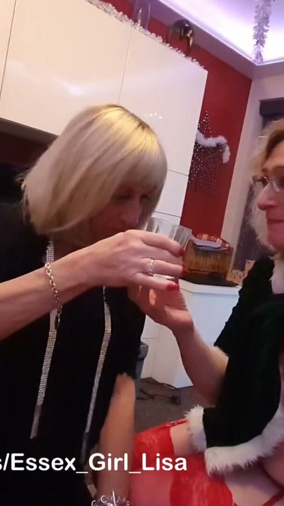 Lisa the naughty elf getting my pussy licked by Pauline | Clip 2