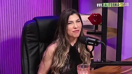 Latin ateşli Alexia Dhein ile podcast