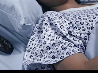 Echtes Leben, Hentai - asiatisches Küken im Krankenhaus komplett gefickt