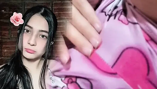 Ich liebe, wie ich beim videoanruf mit einem fan masturbiere