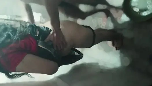 Hintli köylü güzel kız Saadi xxx seks, otel odası desi ilk kez büyük yarak domaltmalı seks xxx