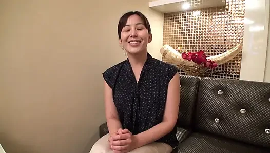 K-Cup супер молочная жена, Megumi, 42-летняя