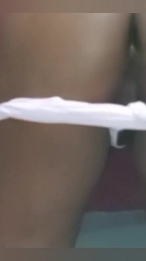 Adolescente hot casera anal brusco solo | clip 1