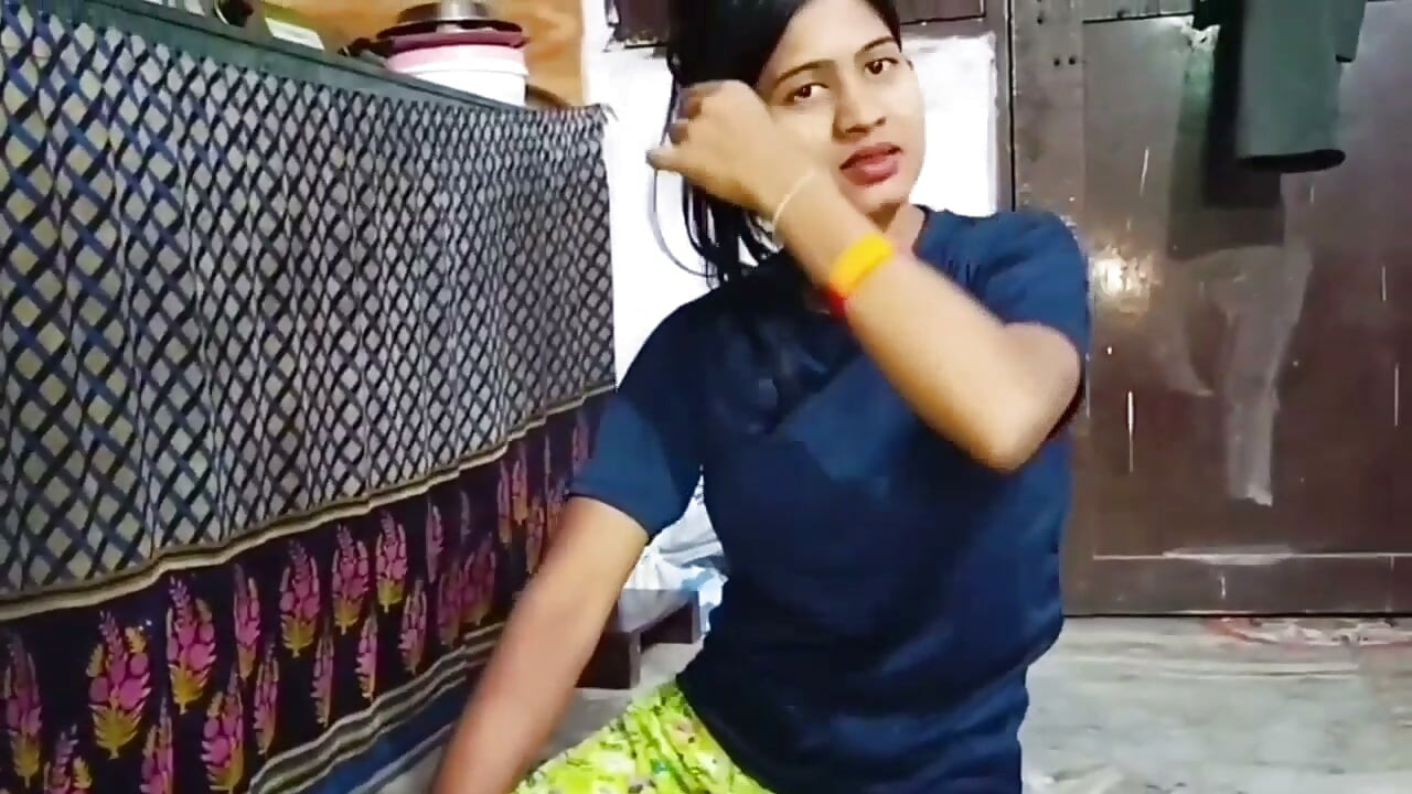 Desi Bhabhi Big Boobs Cleavage Tease in Kitchen Hot Indian Village Girls Exposed Hindi Video