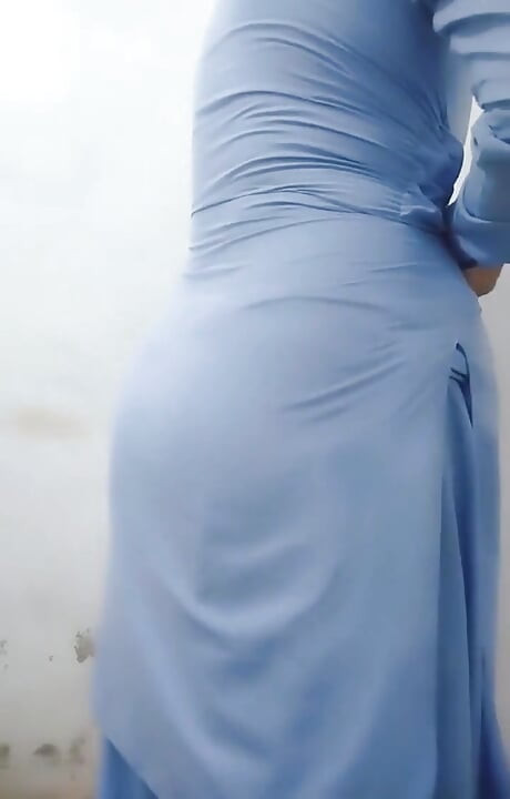 Pakistani Desi Shalwar Kamees Boy Show His Beautiful Ass