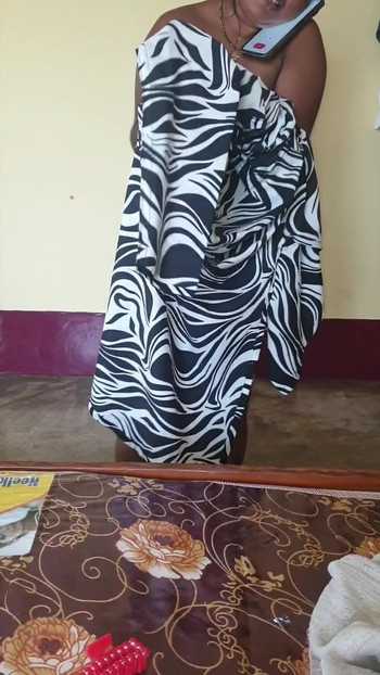 Une bhabhi desi indienne sexy | Clip 3