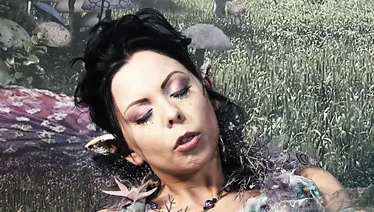 379 Nette julia Parker als fee