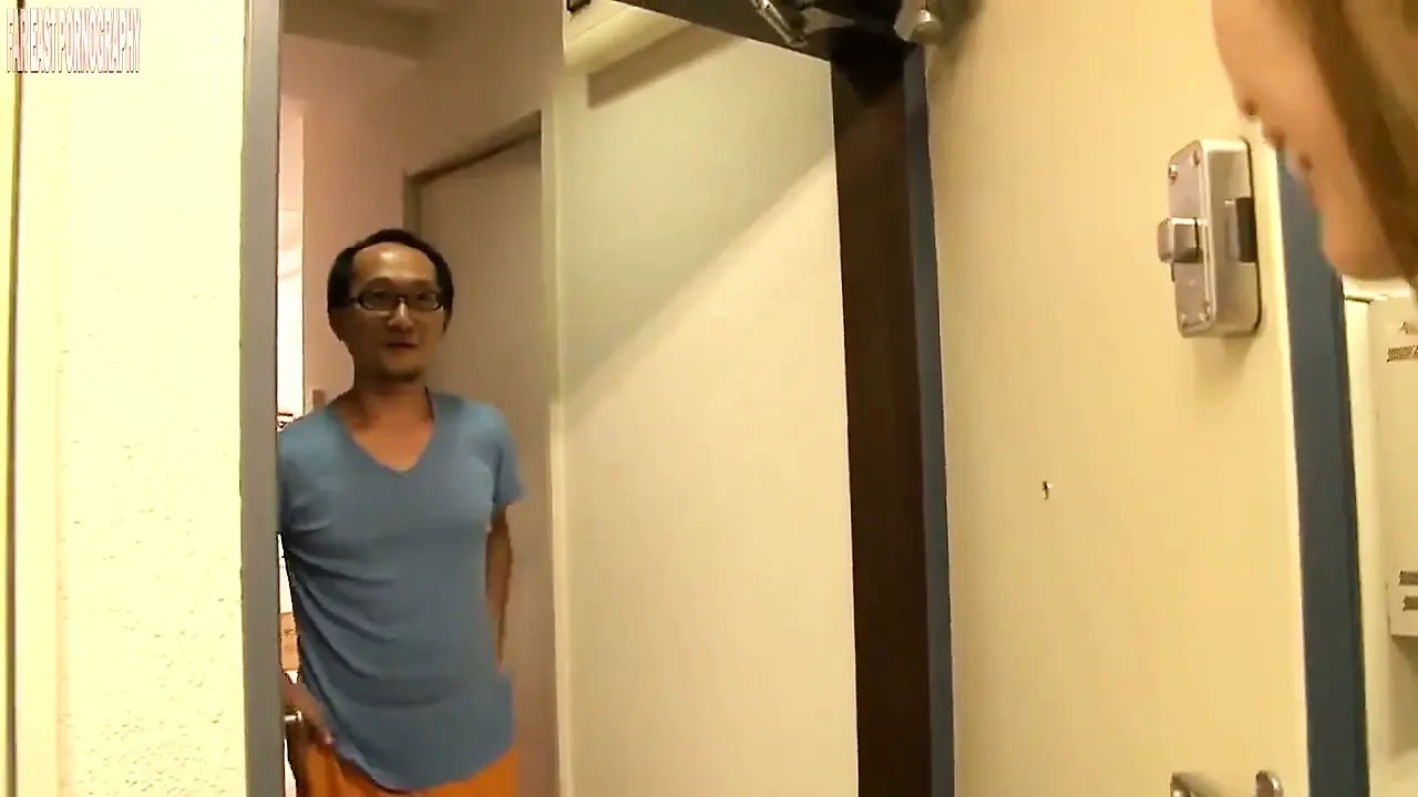 Yu Delivered to a Fan's Home for an Exclusive Personal Visit -ep.3