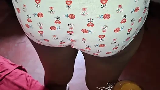 Curvy Asian Sugar MILF